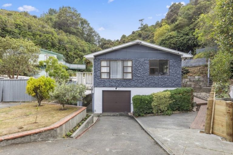 Photo of property in 19 John Street, Stokes Valley, Lower Hutt, 5019