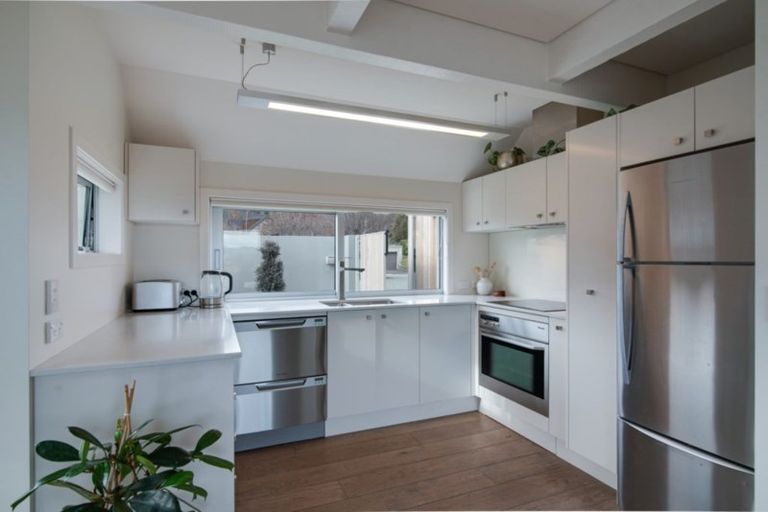 Photo of property in 15 Shaw Street, Arrowtown, 9302