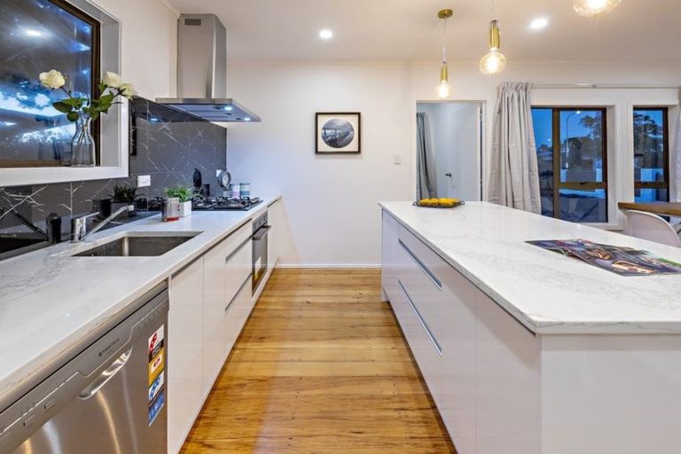 Photo of property in 6b Roys Road, Weymouth, Auckland, 2103