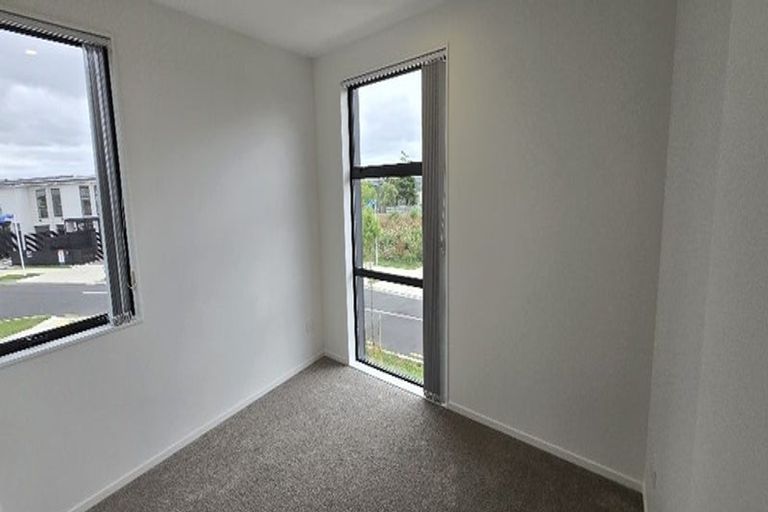 Photo of property in 35 Kapia Drive, Takanini, 2112