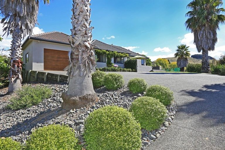 Photo of property in 244 Seafield Road, Eskdale, Napier, 4182