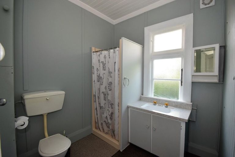 Photo of property in 5 Bath Street, Brighton, Dunedin, 9035