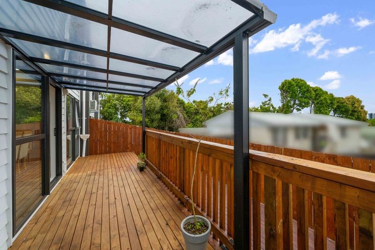 Photo of property in 11b Kimdale Place, Totara Heights, Auckland, 2105