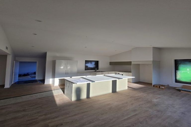 Photo of property in 6 Gards Place, Alexandra, 9320