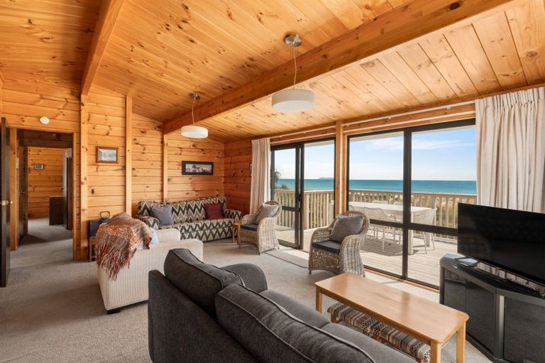 Photo of property in 165 Oceanbeach Road, Mount Maunganui, 3116