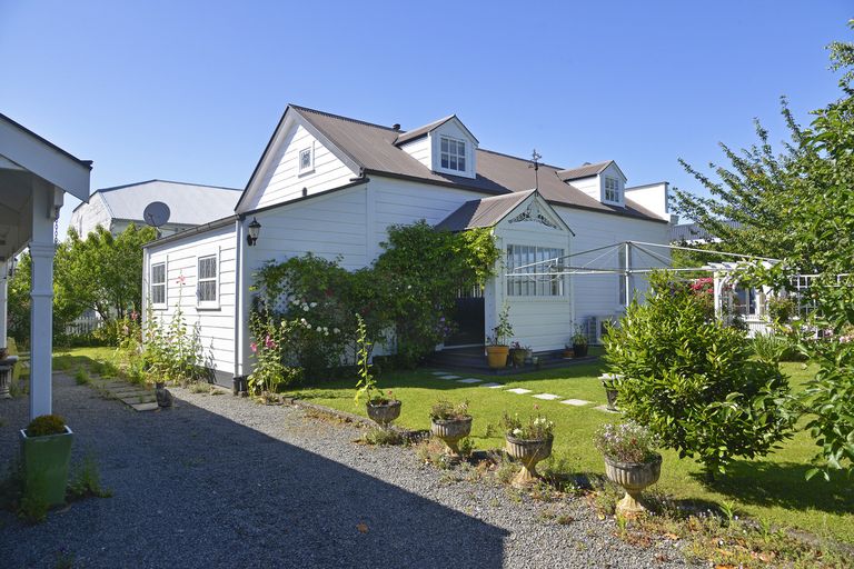 Photo of property in 47 Holloway Street, Carterton, 5713