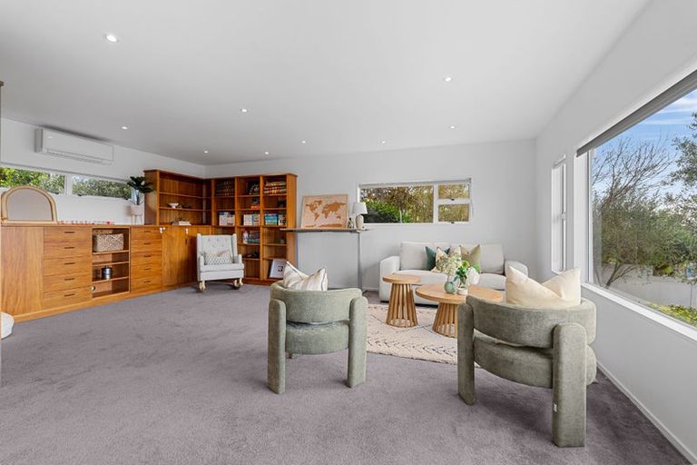 Photo of property in 95 Tiri Road, Tindalls Beach, Whangaparaoa, 0930