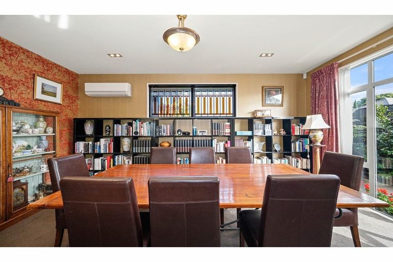 Photo of property in 2/10 Rata Street, Riccarton, Christchurch, 8041