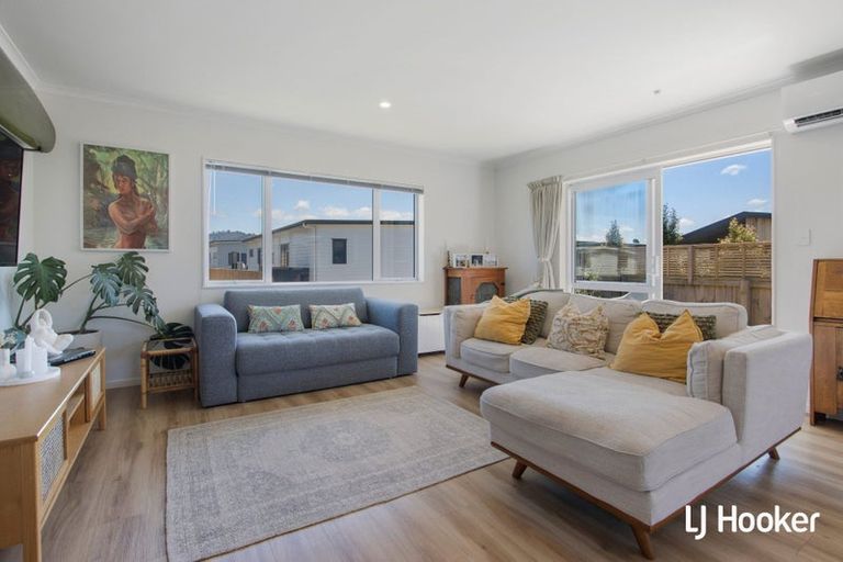 Photo of property in 8 Sandy Place, Waihi Beach, 3611