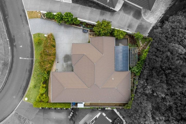 Photo of property in 16 Ellesmere Close, Pyes Pa, Tauranga, 3112