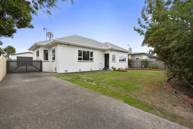 Photo of property in 63 Guy Avenue, Takaro, Palmerston North, 4410
