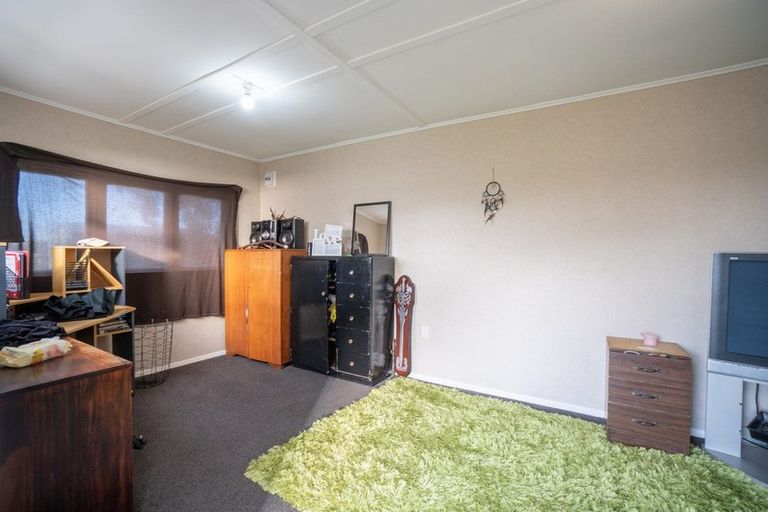 Photo of property in 185 Te Rakehou Road, Feilding, 4775