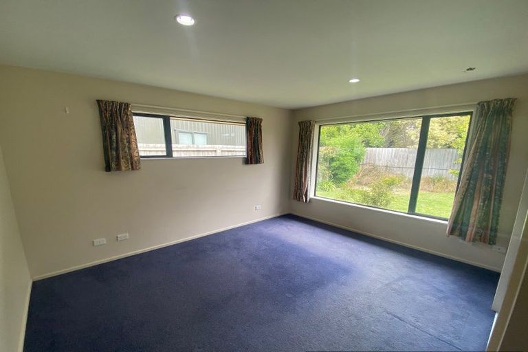 Photo of property in 33 Dufek Crescent, Wigram, Christchurch, 8042
