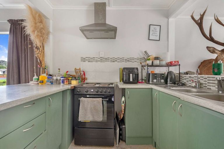 Photo of property in 13 Tawa Street, Edgecumbe, 3120