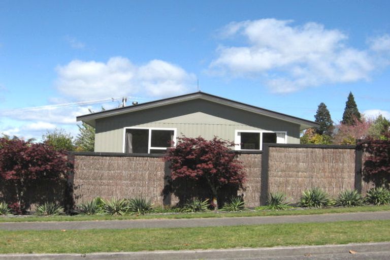 Photo of property in 13 Shera Street, Acacia Bay, Taupo, 3330