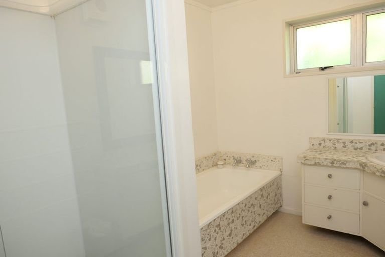 Photo of property in 105 Rosetta Road, Raumati South, Paraparaumu, 5032