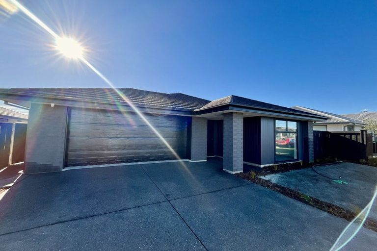 Photo of property in 23 Longore Way, Rolleston, 7614