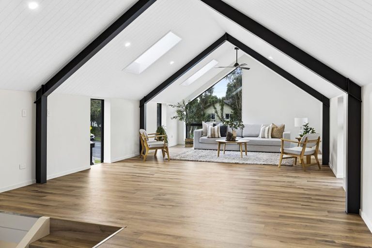 Photo of property in 88 Wairau Road, Oakura, 4314