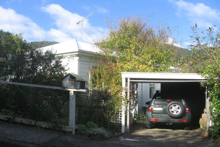 Photo of property in 2a Ferry Road, Days Bay, Lower Hutt, 5013