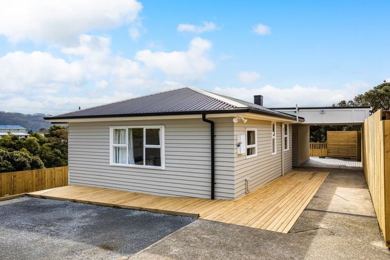 Photo of property in 23 Cumberland Grove, Cannons Creek, Porirua, 5024