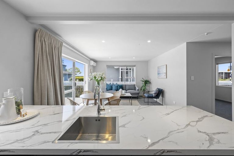 Photo of property in 264 Coronation Avenue, Welbourn, New Plymouth, 4310