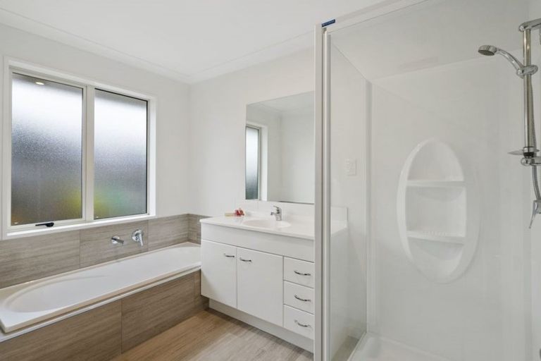 Photo of property in 14 Navy Loop, Rolleston, 7614