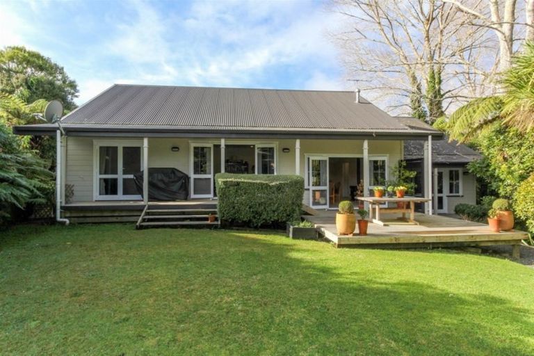 Photo of property in 52a Poplar Grove, Whalers Gate, New Plymouth, 4310