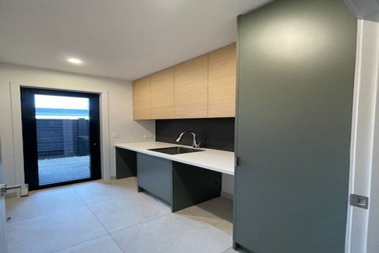 Photo of property in 72 Hugo Shaw Drive, Cambridge, 3434