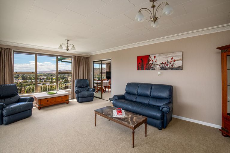 Photo of property in 10 View Road, Bridge Hill, Alexandra, 9320