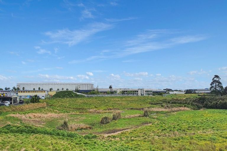 Photo of property in 9/15 Bishop Lenihan Place, East Tamaki, Auckland, 2013