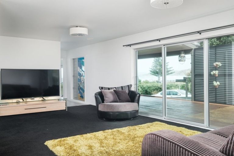 Photo of property in 10 Makorori Beach Road, Makorori, Gisborne, 4073
