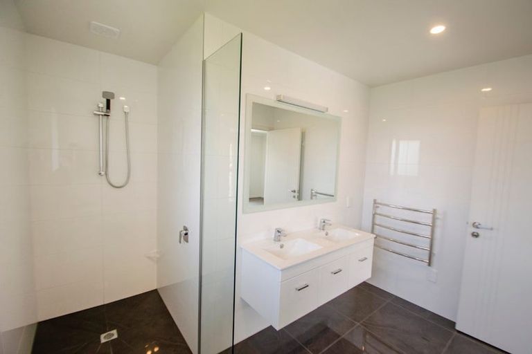 Photo of property in 10 Phoenix Place, Cromwell, 9310