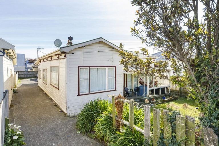 Photo of property in 223 Ferguson Street, Palmerston North, 4410