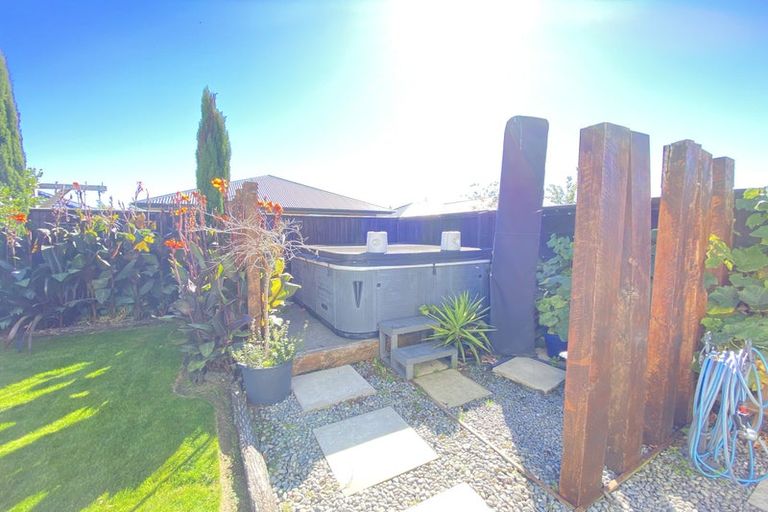 Photo of property in 107 Shillingford Boulevard, Rolleston, 7615