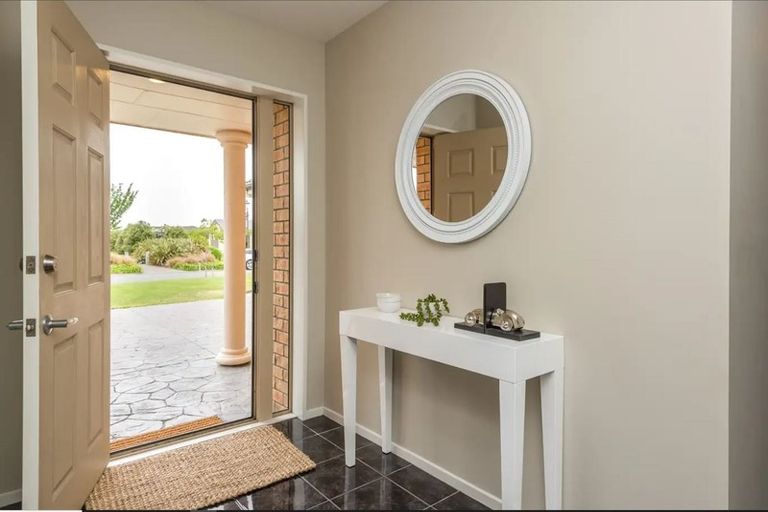 Photo of property in 10 Vasari Grange, Rolleston, 7614