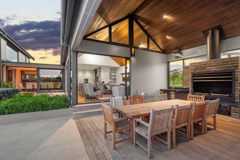 Photo of property in 62 Foster Road, Kumeu, 0891