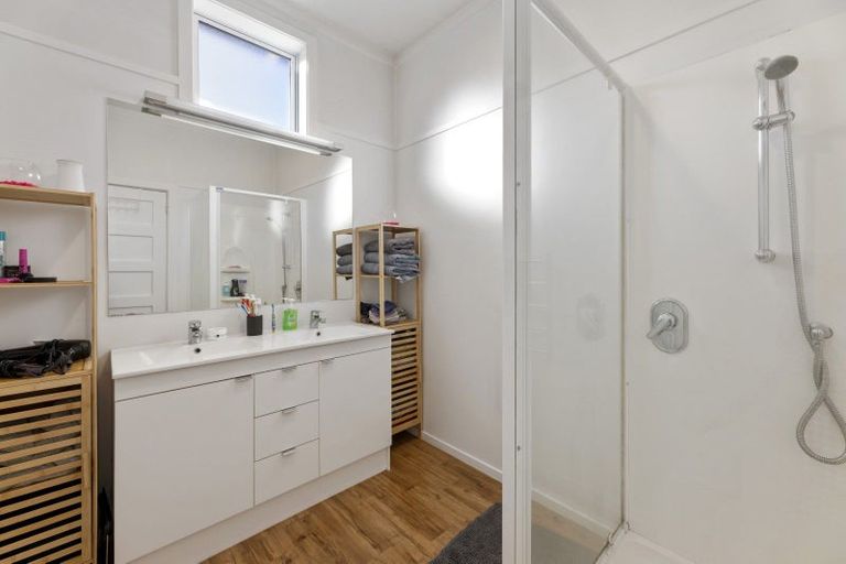 Photo of property in 16 Springfield Street, Balclutha, 9230