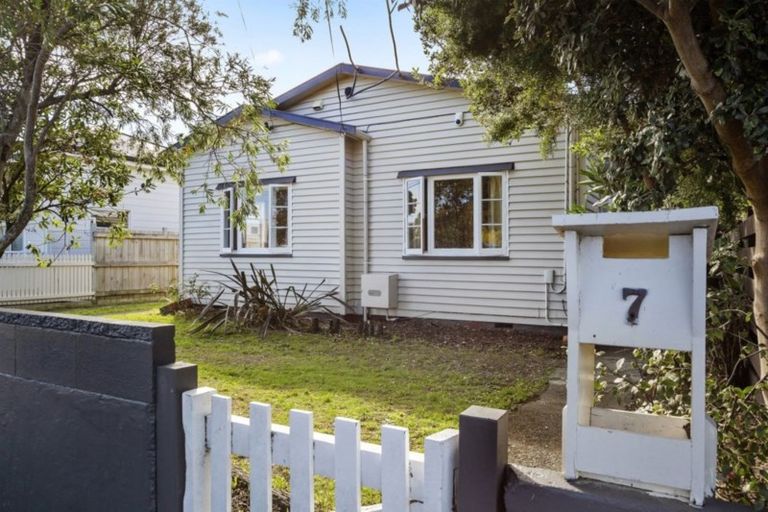 Photo of property in 7 Huia Street, Petone, Lower Hutt, 5012