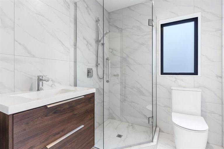 Photo of property in 10 Libby Lane, Howick, Auckland, 2010