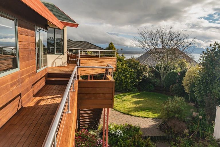 Photo of property in 327 Princes Drive, Britannia Heights, Nelson, 7010