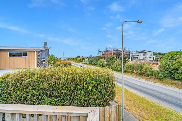 Photo of property in 279 Peka Peka Road, Peka Peka, Waikanae, 5391