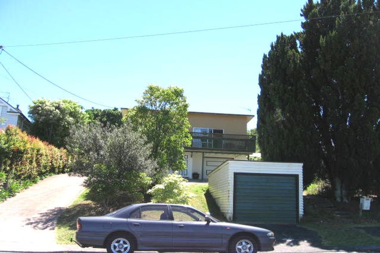 Photo of property in 1/27 Wolsley Avenue, Milford, Auckland, 0620