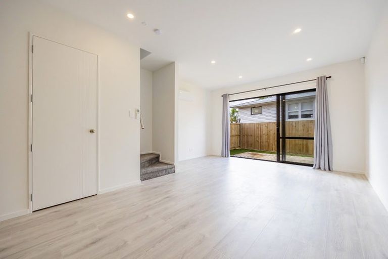 Photo of property in 1c Tudor Place, Mairangi Bay, Auckland, 0630