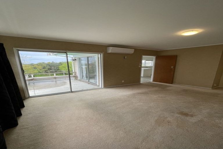 Photo of property in 36 Woodside Avenue, Northcote, Auckland, 0627