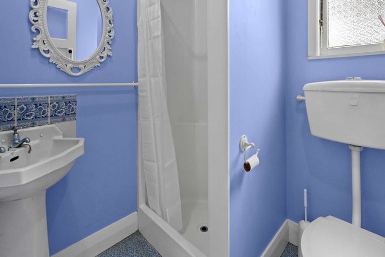 Photo of property in 10 Corlett Street, Utuhina, Rotorua, 3015