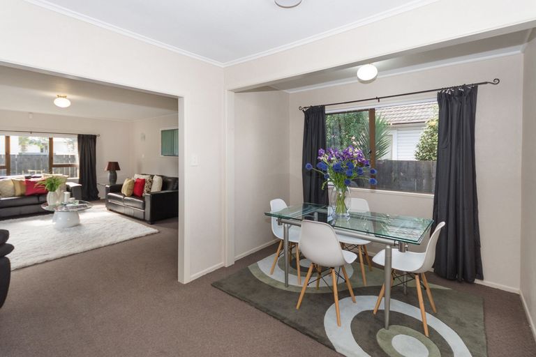 Photo of property in 62 Settlement Road, Papakura, 2110