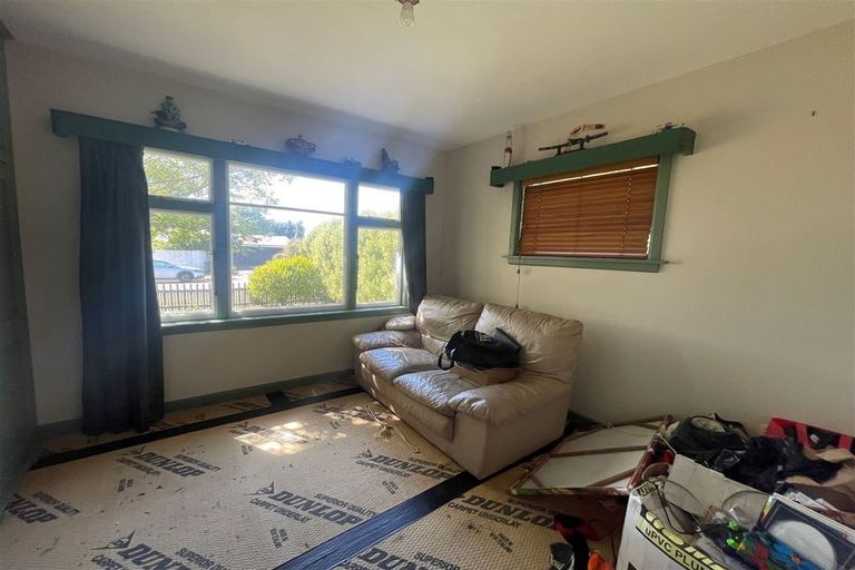 Photo of property in 5 Greenfield Place, Mairehau, Christchurch, 8052