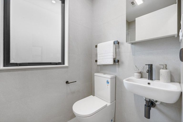 Photo of property in 4d Mahogany Street, Westgate, 0814