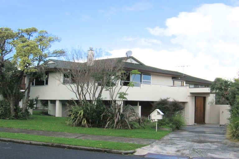 Photo of property in 20 Gulf Crest, Bucklands Beach, Auckland, 2012