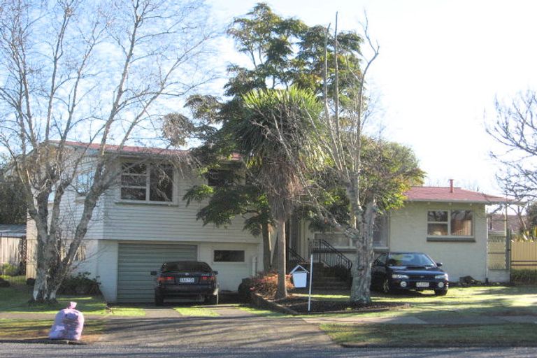 Photo of property in 40 Willis Road, Papakura, 2110